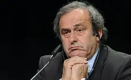 Платини снял свою кандидатуру с выборов президента FIFA