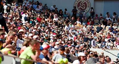 Організатори Roland Garros заборонили вболівальникам вживати алкоголь на трибунах