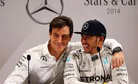 Керівник Mercedes пояснив, чому Хемілтон зберігає мовчання після Гран-прі Абу-Дабі