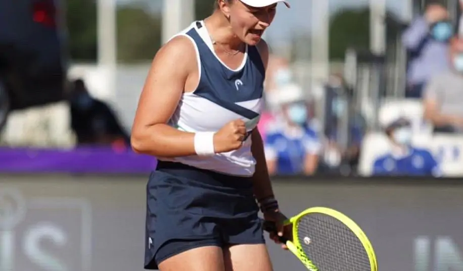 Крейчикова стала чемпионкой турнира в Страсбурге