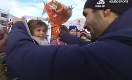 Фуркад подарил золотую медаль Кубка мира маленькой девочке