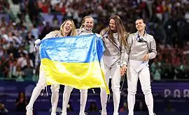 Решающий раунд и первые эмоции. Видео победы сборной Украины по фехтованию на саблях на ОИ-2024