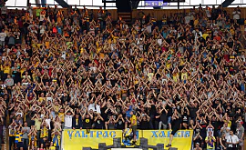 «Металлист-1925» запретил своим фанатам вход на матч Украина – Турция