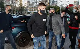 Ферран Торрес прилетел в Барселону на медобследование. Есть видео-подтверждение