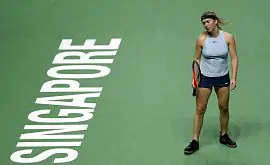 Свитолина разгромно проиграла Возняцки в своем первом матче на Итоговом турнире