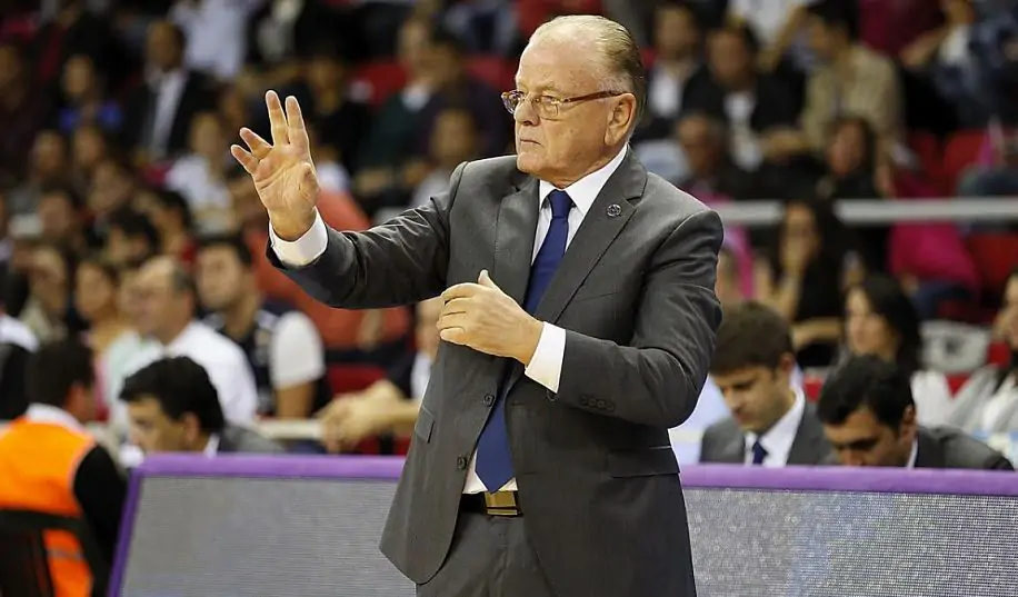 Скончался культовый тренер для европейского баскетбола