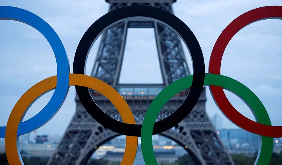 Відомі імена учасників естафети олімпійського вогню на Олімпіаді у Парижі