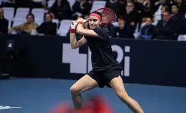 Калинина проиграла в полуфинале турнира во Франции