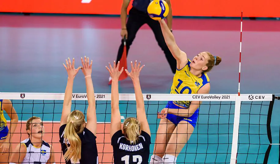 У групі України на чемпіонаті Європи неймовірна Хаак допомогла Швеції перемогти в стартовому матчі