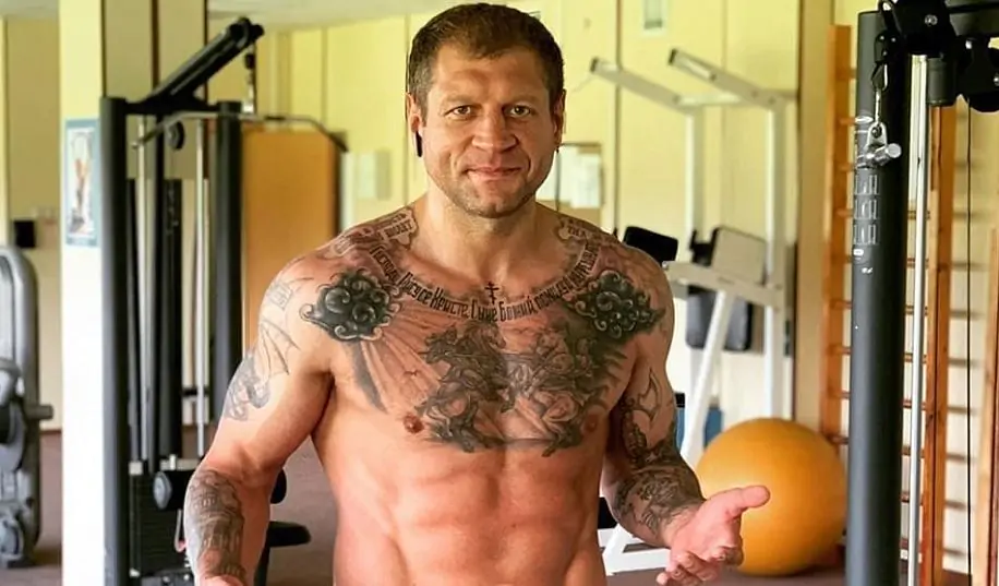Александр Емельяненко ведет переговоры с Bellator и хочет подраться на одном шоу с Федором