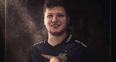 ﻿S1mple перешел из NAVI в Falcons