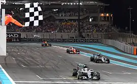 Гран-при Абу-Даби: Хэмилтон выиграл битву, Росберг – войну 