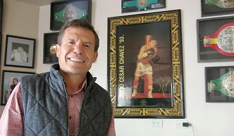 В Киев приедут легенды бокса Риддик Боуи и Хулио Сеззар Чавес