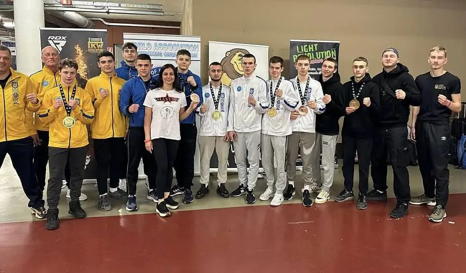 Чотири медалі здобули українські кікбоксери на етапі Кубка світу