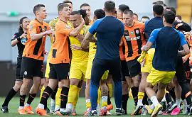 Футболисты «Днепра-1» будут наказаны гривной за драку с «Шахтером»