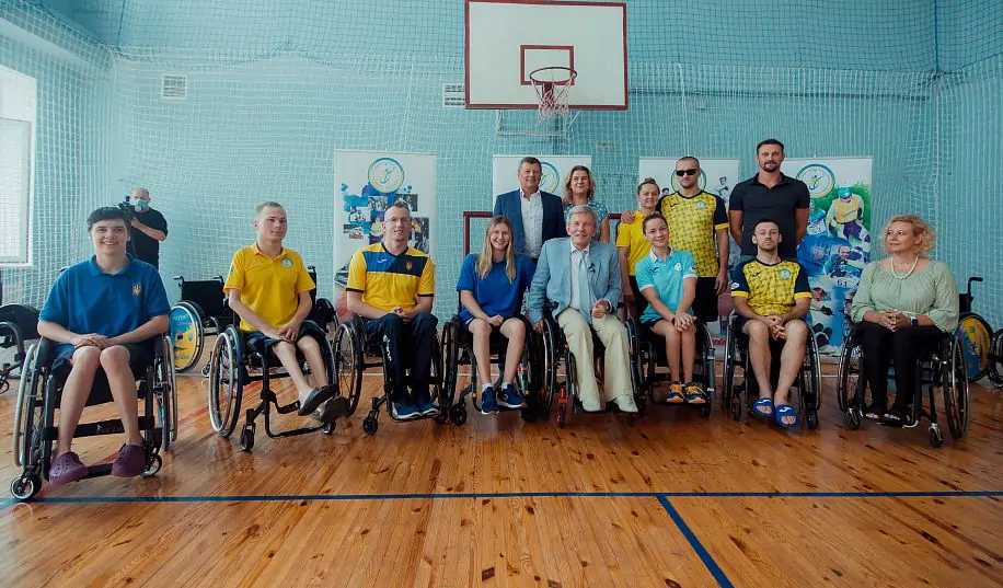 Національна паралімпійська збірна отримала модернізовані коляски від команди Parimatch