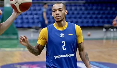 Экс-баскетболист сборной Украины завершил карьеру