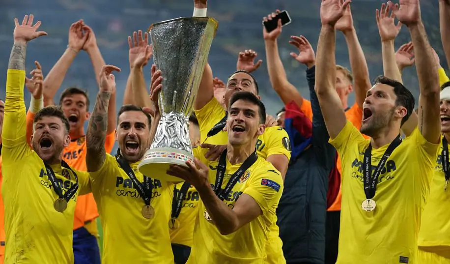 За последние 10 лет испанские клубы 7 раз становились победителями Суперкубка UEFA