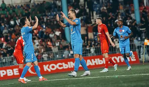 Макаренко открыл счет голам в Казахстане
