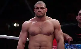 Российский боец боится идти в UFC, поскольку там попадет в рабство