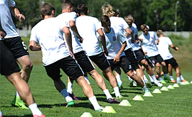 «Заря» проведет пять контрольных матчей на тренировочном сборе