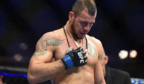 У зрадника України заболів живіт, і він зірвав головну подію турніру UFC