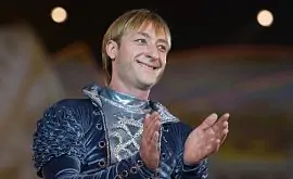 Плющенко получил новую травму спины