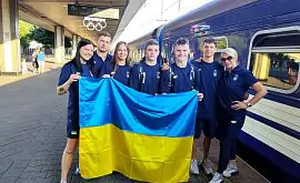 Збірна України зі стрибків у воду вирушила на Олімпійські ігри-2024