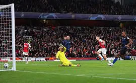 Зинченко помог Арсеналу приблизиться к плей-офф Лиги чемпионов
