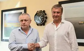 Официально. «Динамо» продлило контракт с Хацкевичем
