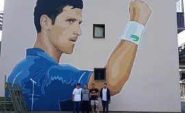 Его там любят. В Боснии и Герцеговине нарисовали огромный портрет Джоковича