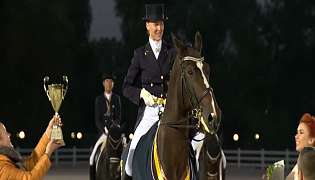 Награждение победителей Equides Dressage Cup