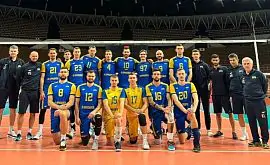 Сборная Украины в рамках подготовки к Золотой Евролиге провела контрольный матч с первым номером мирового рейтинга