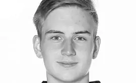 18-річний німецький хокеїст загинув після травми отриманої на льоду