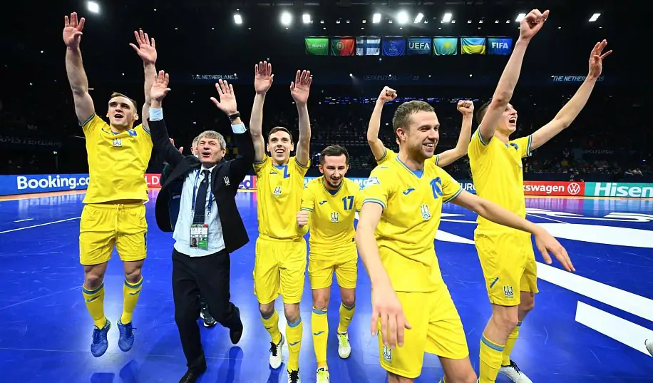 Збірна України вийшла до півфіналу Євро-2022, п'ять разів забивши Казахстану