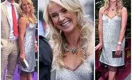 Shine bright like a diamond. Свитолина затмила всех своим платьем на вечеринке WTA. Видео