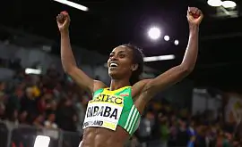 Гензебе Дибаба обновила мировой рекорд на дистанции 2000 метров