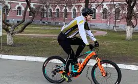 Кличко на велосипеде, новая стрижка Беленюка и дебют Левченко: как голосовали украинские спортсмены