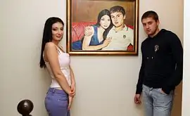 Жена Ракицкого сняла клип о Донецке. Видео