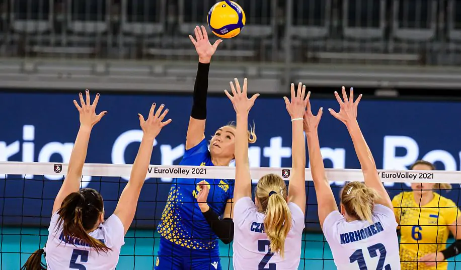 Украина в тяжелейшем матче одолела Финляндию и добыла дебютную победу на чемпионате Европы