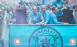 «Манчестер Сити» провел чемпионский парад