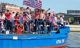 Атлетик на човнах відсвяткував із фанатами перемогу у Кубку Іспанії