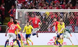 Видаль забил невероятный мяч в ворота Швеции