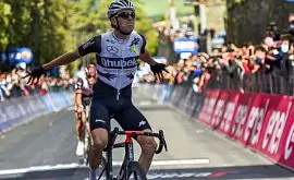 Шмид финишировал первым на 11-м этапе Giro d`Italia, Пономарь – вне топ-100