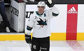 Форвард «Сан-Хосе» Марло побил рекорд по количеству матчей в НХЛ