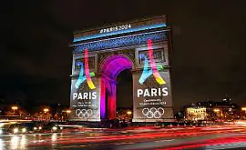 Олимпийцы обратились к Макрону по поводу не допуска россиян на Олимпиаду. Ранее свою позицию высказали Бубка, мэр Парижа и Коу