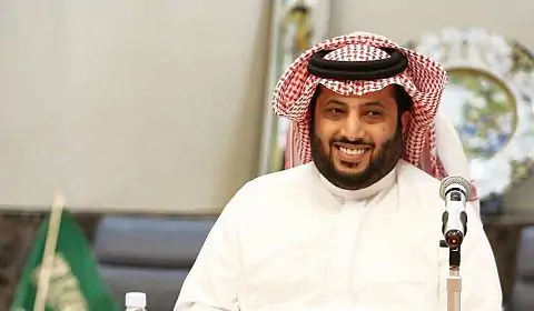 Шейхи з Саудівської Аравії хочуть організувати бій Альварес – Кроуфорд