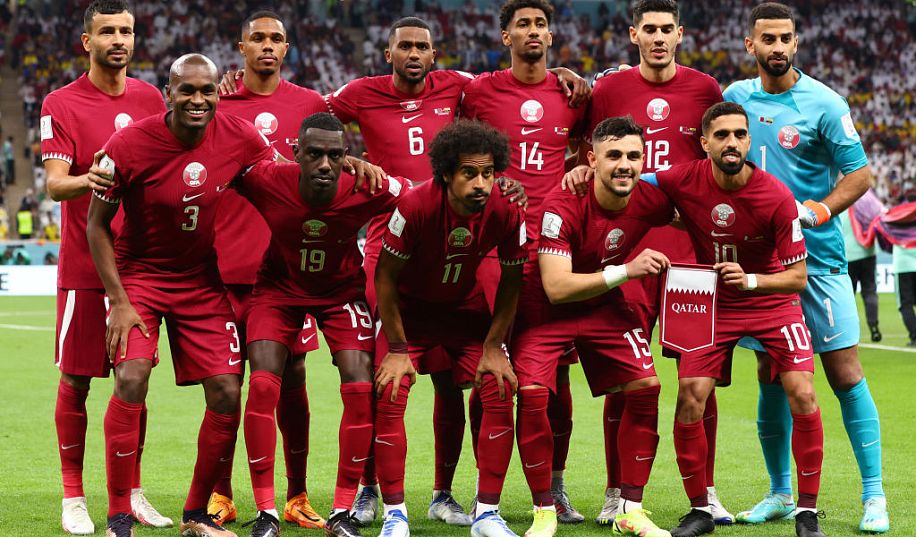 Катар став першим в історії господарем ЧС, який програв матч-відкриття