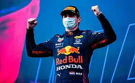 Ферстаппен: « Ніяких гарантій на титул у Red Bull немає »