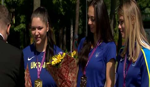 Украинские легкоатлеты вернулись с молодежного чемпионата Европы 
